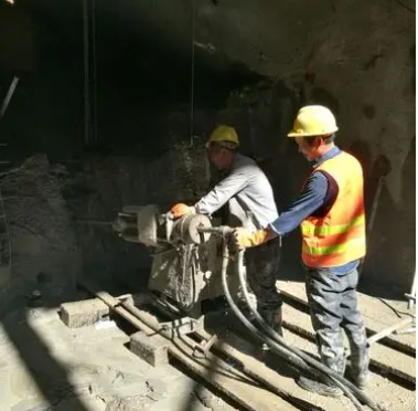 德城水下抗分散灌浆料特点 水下不分散注浆料介绍